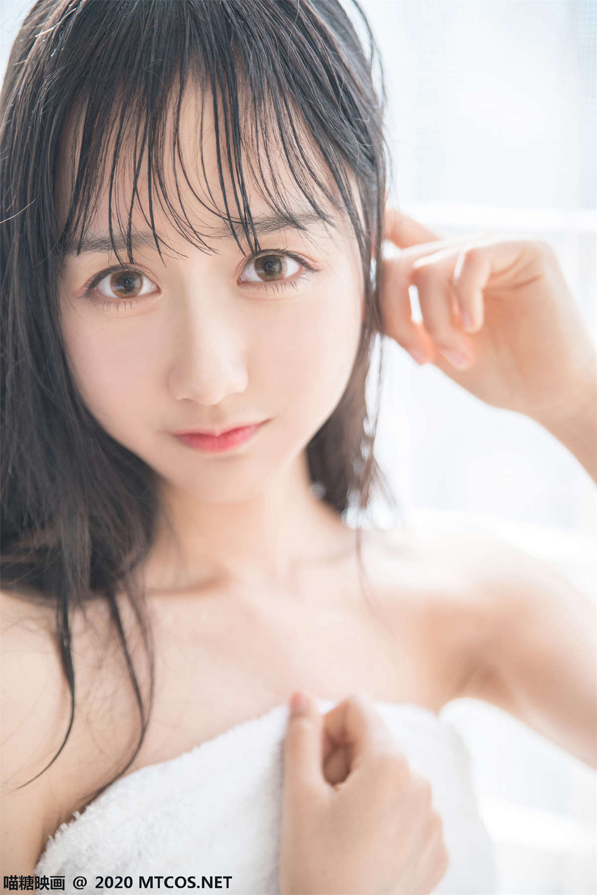 喵糖映画 VOL.174 纯白浴巾-日更街拍