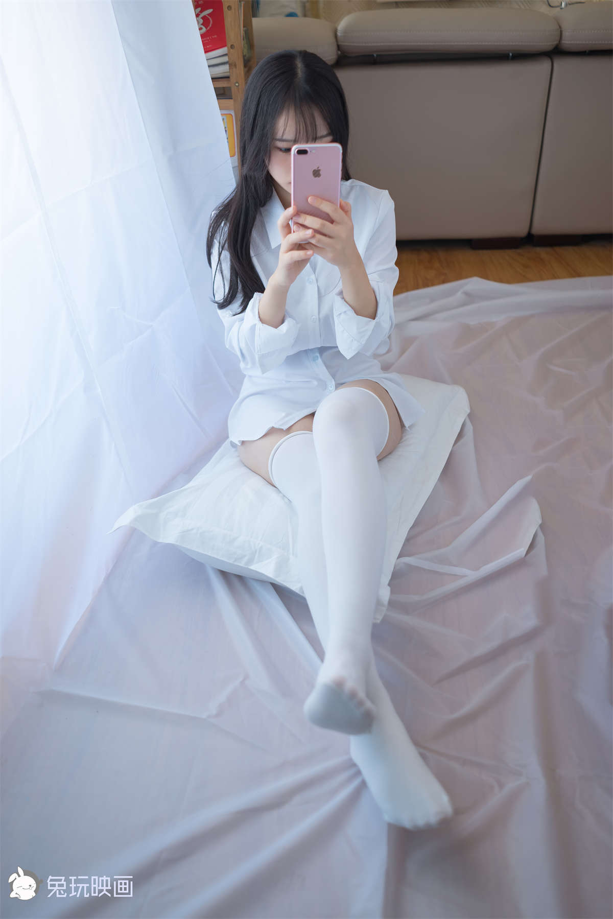 兔玩映画 B87.003 萝莉的衬衫一级棒！-日更街拍
