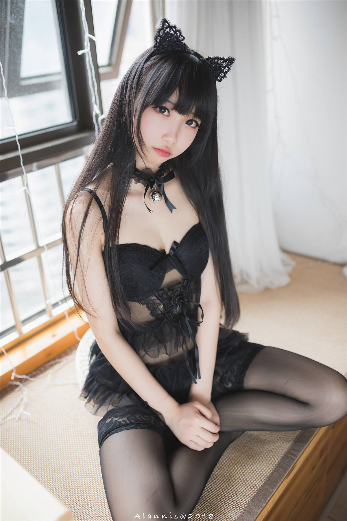 知名Coser-雪琪SAMA No.7 黑猫雪琪-日更街拍