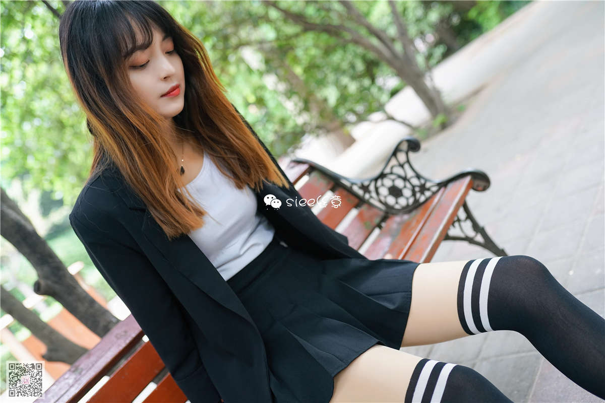 SIEE丝意 NO.328 嫣然 走在晨光里的学妹-日更街拍