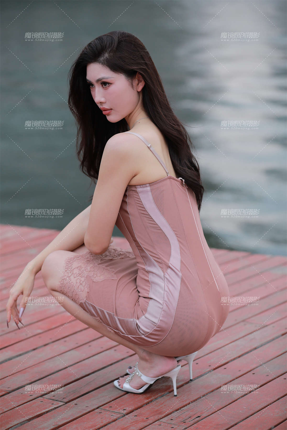 图片[2]-湖边美女-日更街拍