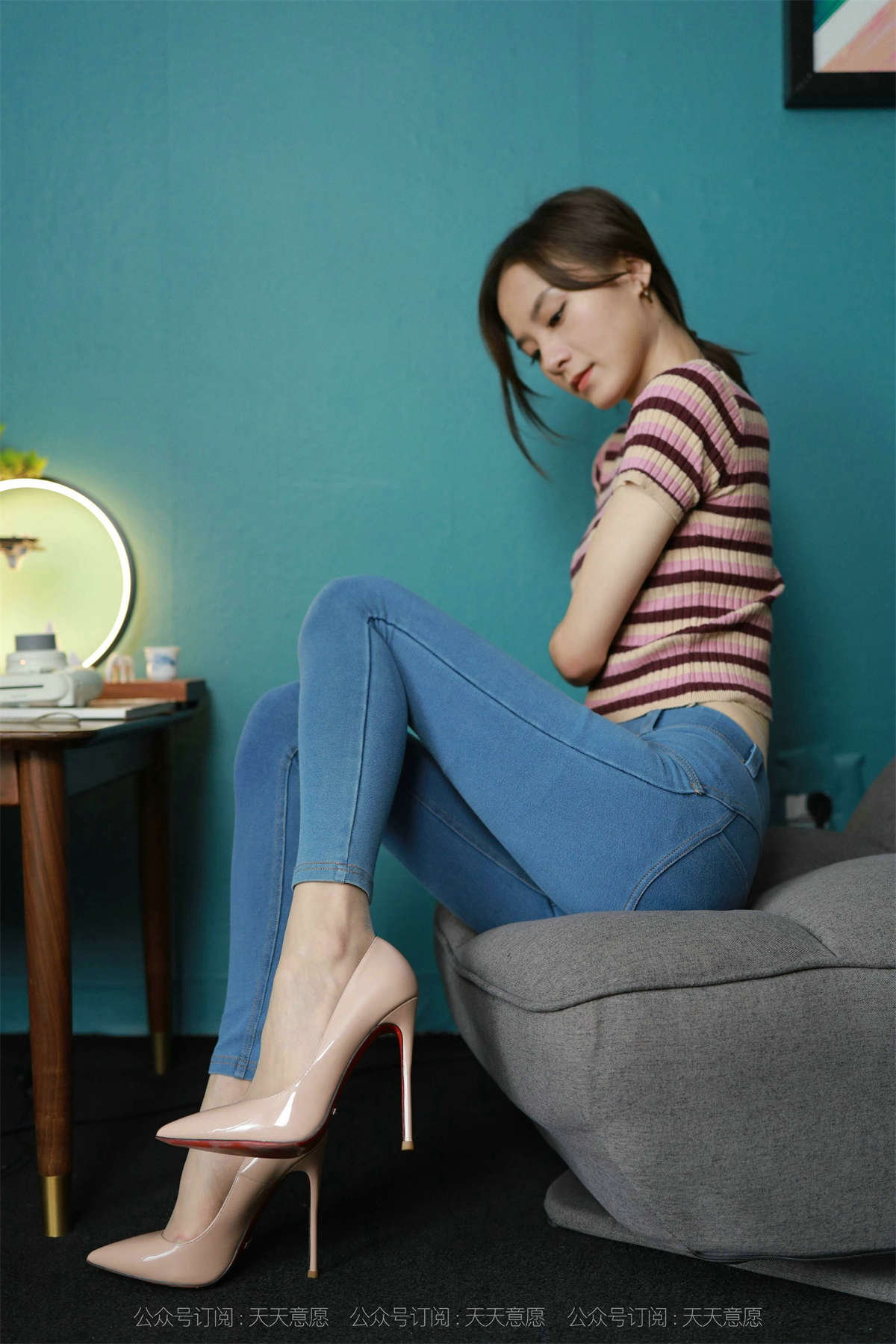 IESS异思趣向 丝享家906期：小六 牛仔裤里丝-日更街拍