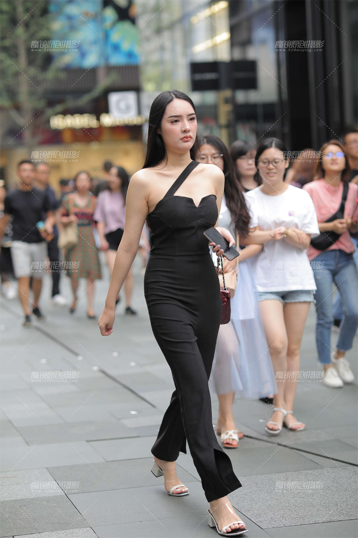 黑色连体衣-日更街拍