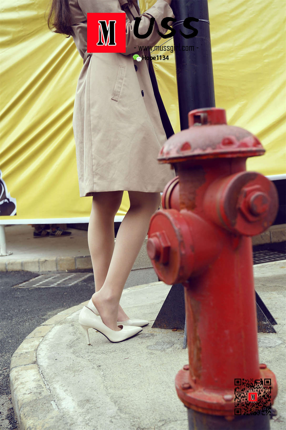 MussGirl慕丝女郎 NO.037 与她的电话亭之恋插图1