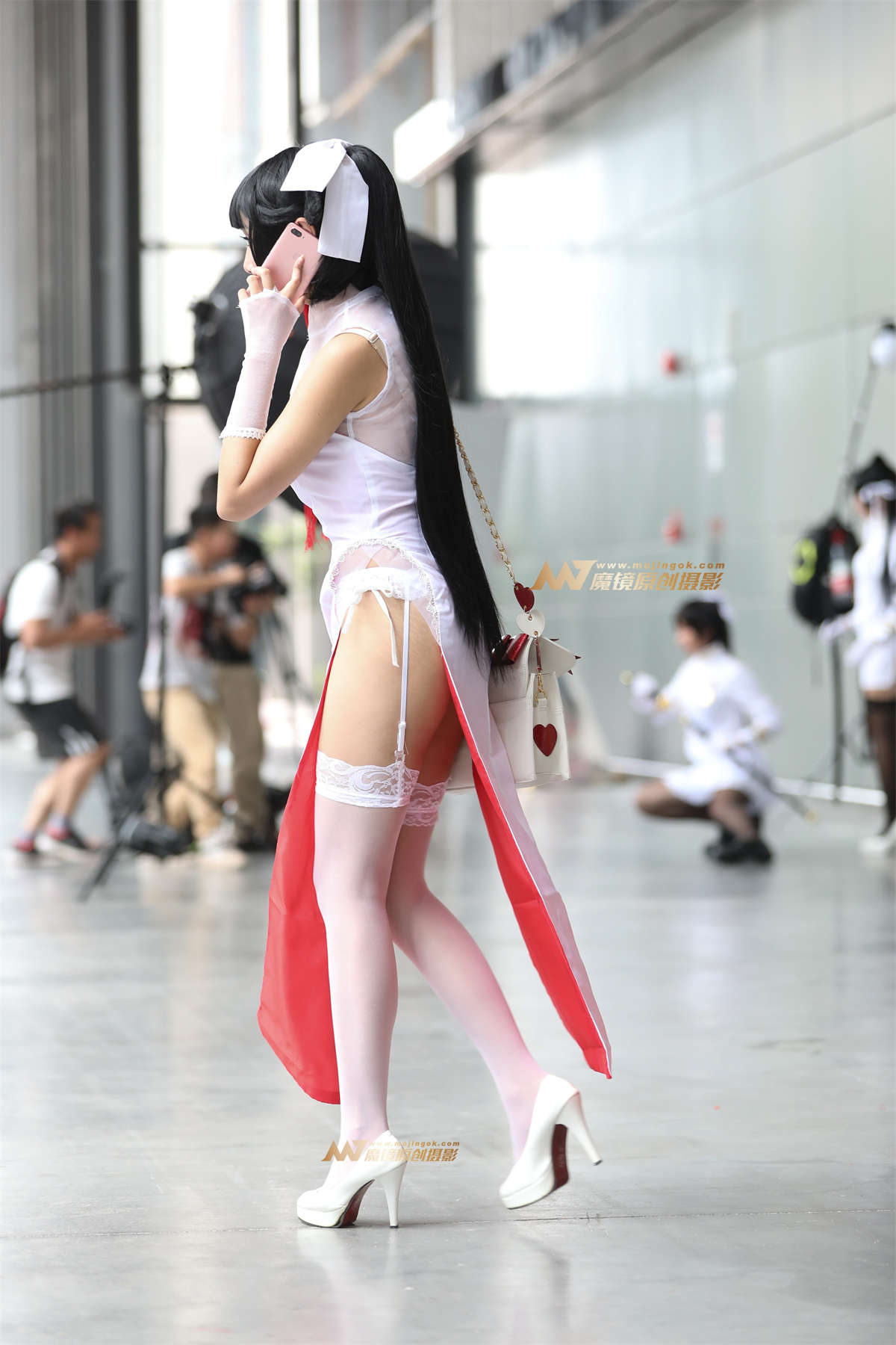 图片[2]-[辉辉赛贴]白色旗袍美眉-日更街拍