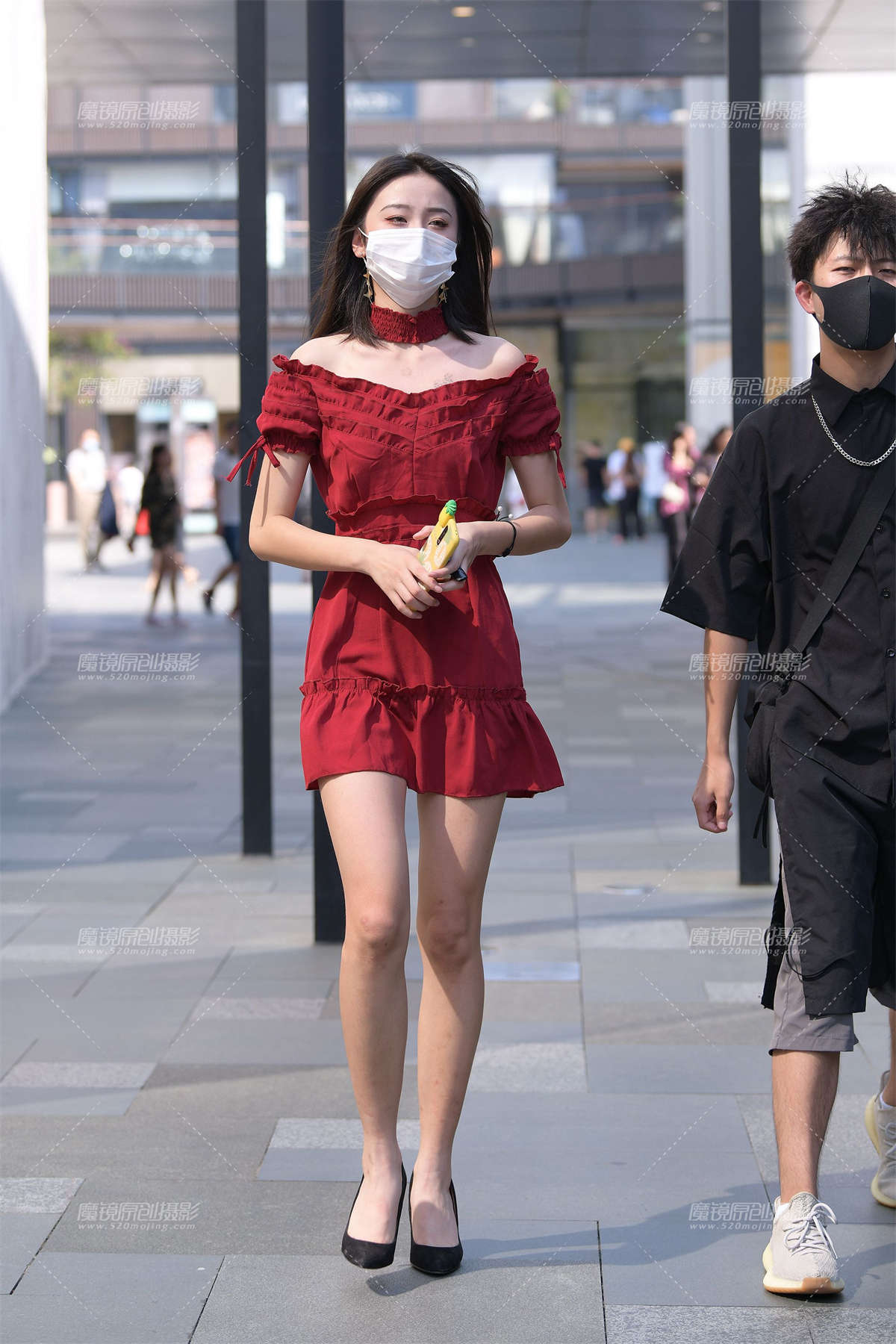 美腿高跟小姐姐-日更街拍