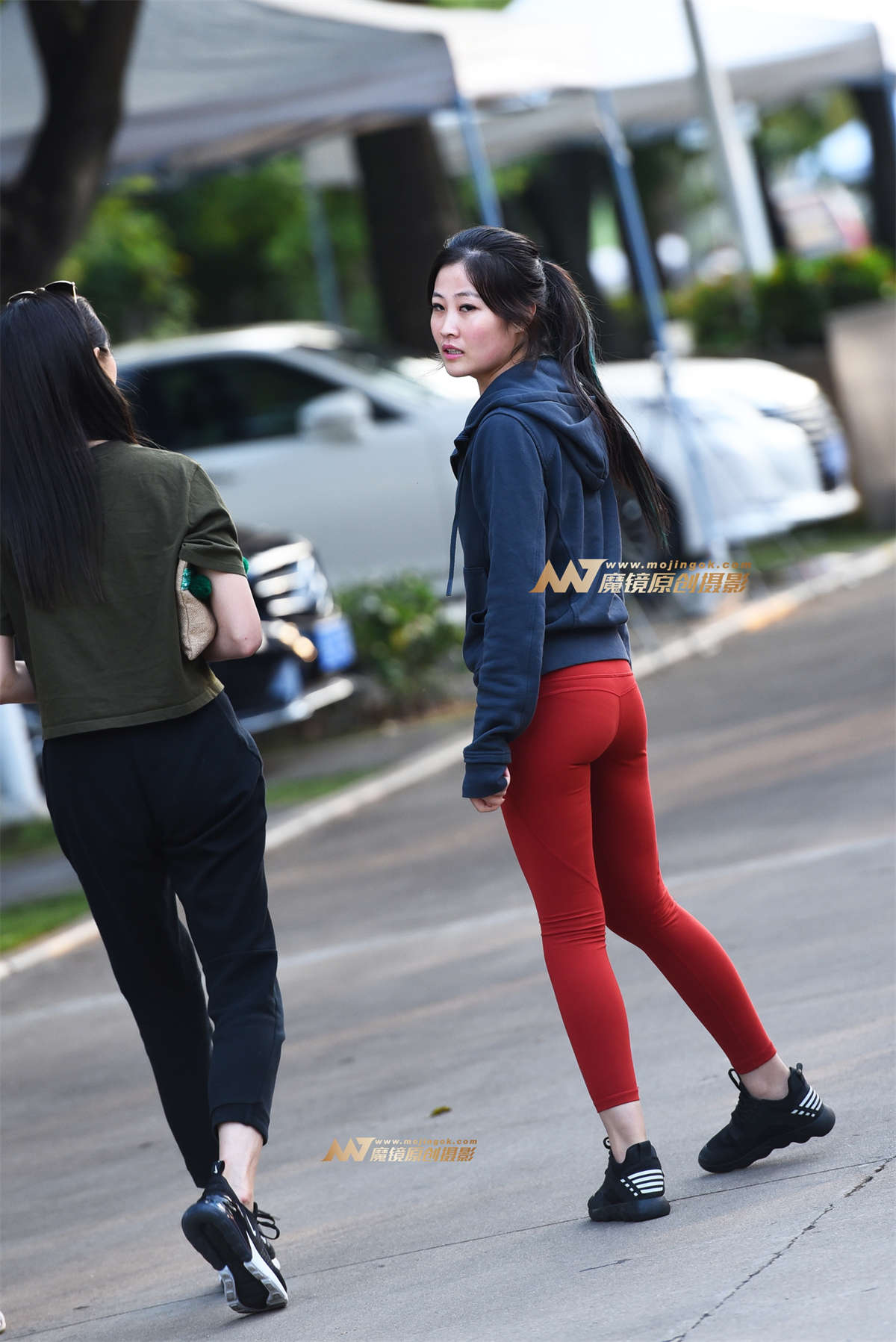 【咔喳赛贴】两天同一个她-日更街拍