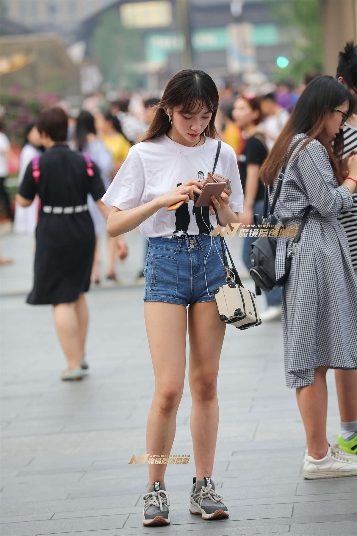 【凯恩赛帖】清纯小妹-日更街拍