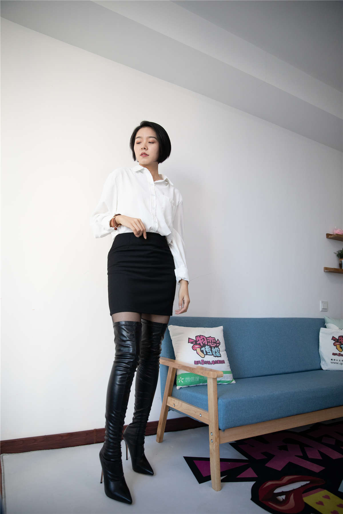 物恋传媒 NO.594 小飞-生命之尘-日更街拍