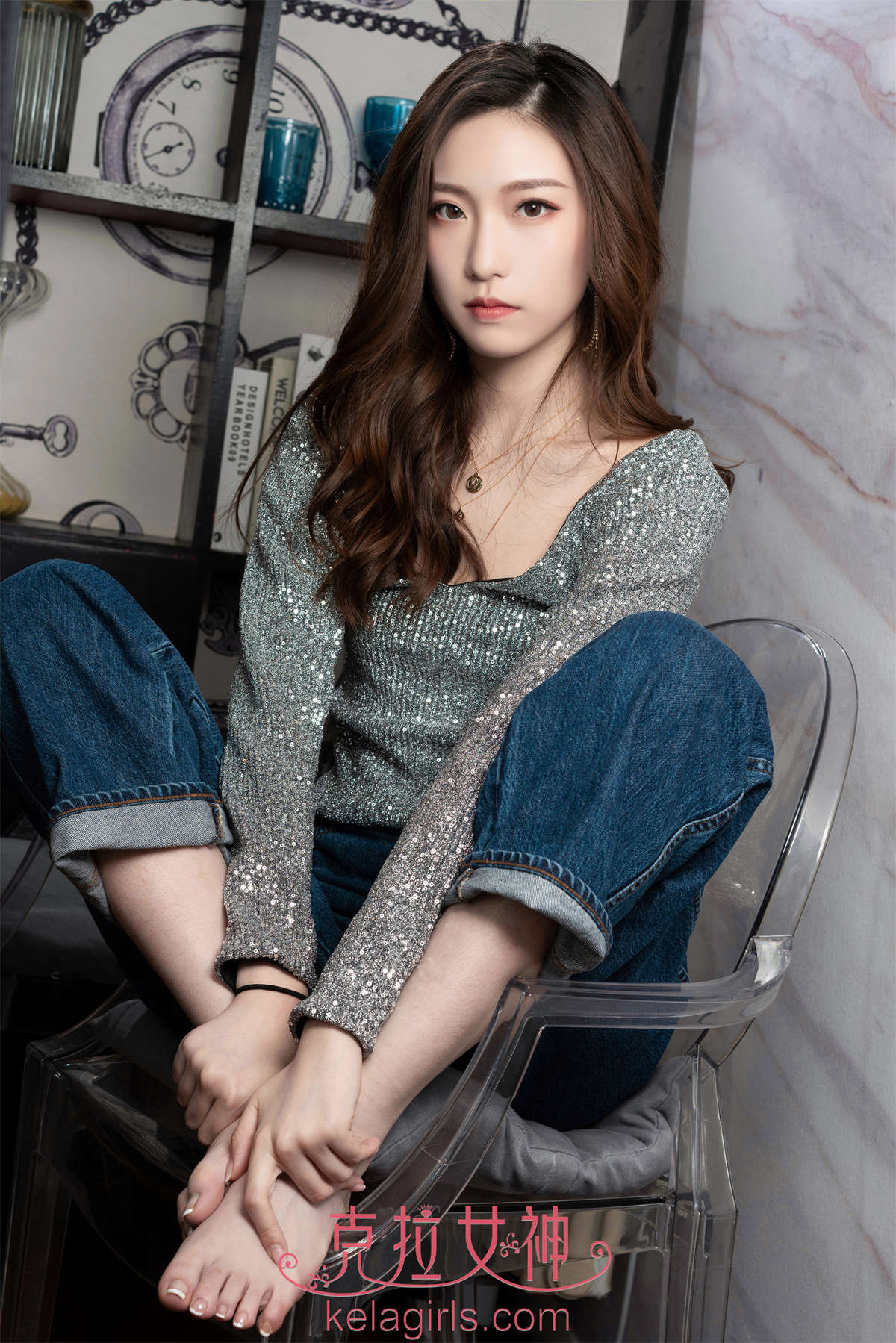 图片[2]-Kelagirls克拉女神 2019.06.03《银装小翘臀》芊芊-日更街拍