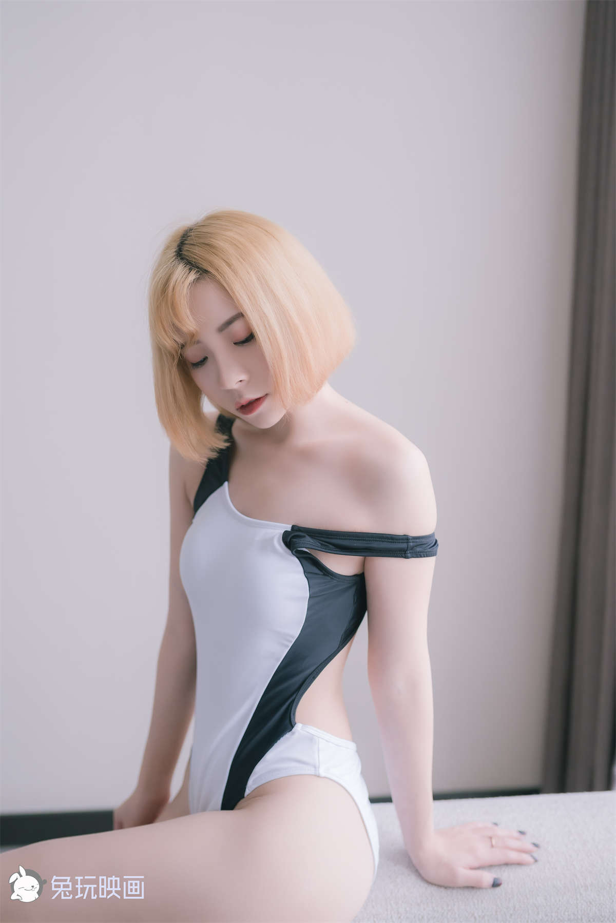 图片[2]-兔玩映画 夏日泳装 VOL.033 黄头发-日更街拍