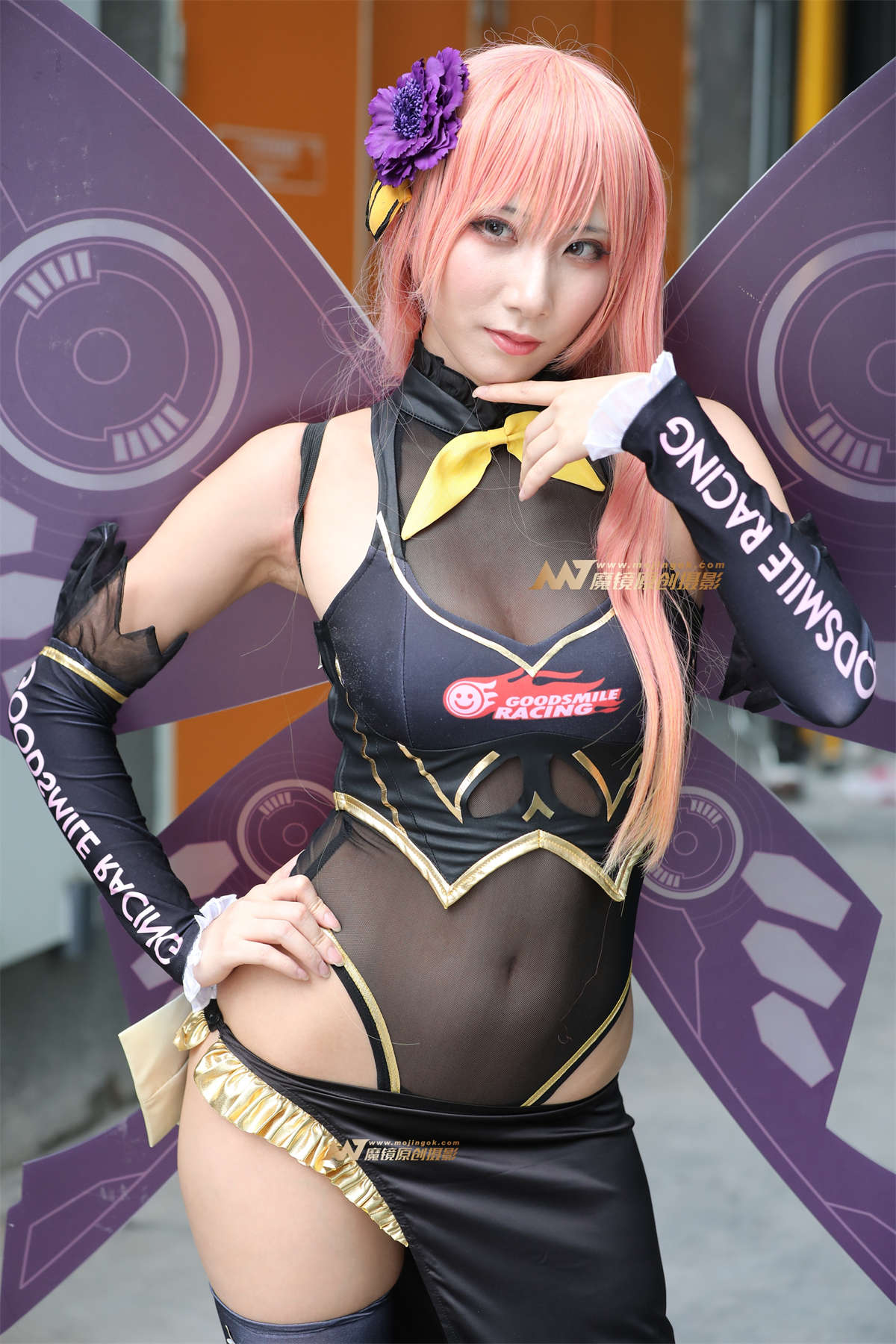 [辉辉赛贴]高叉蝴蝶coser-日更街拍