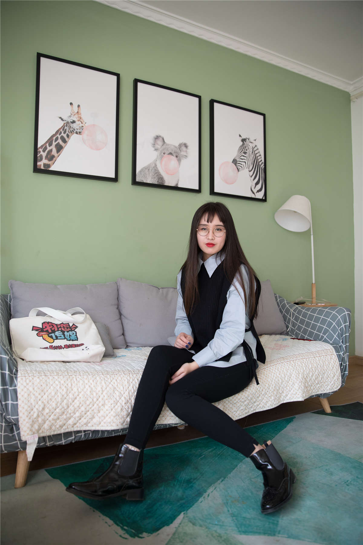 图片[2]-物恋传媒331期：菲菲-流浪嘉年华-日更街拍