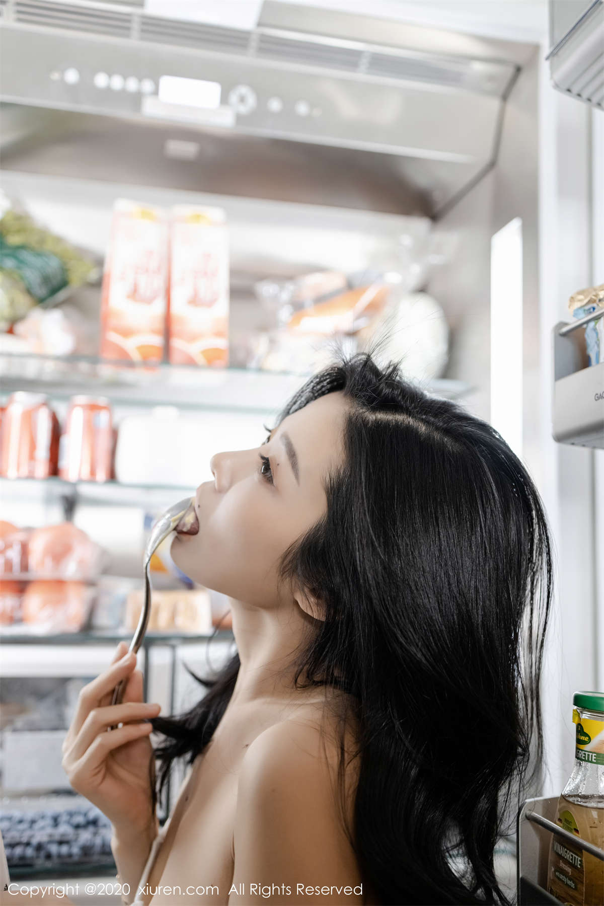 Xiuren秀人网 2020.01.14 NO.1930 luvian本能-日更街拍
