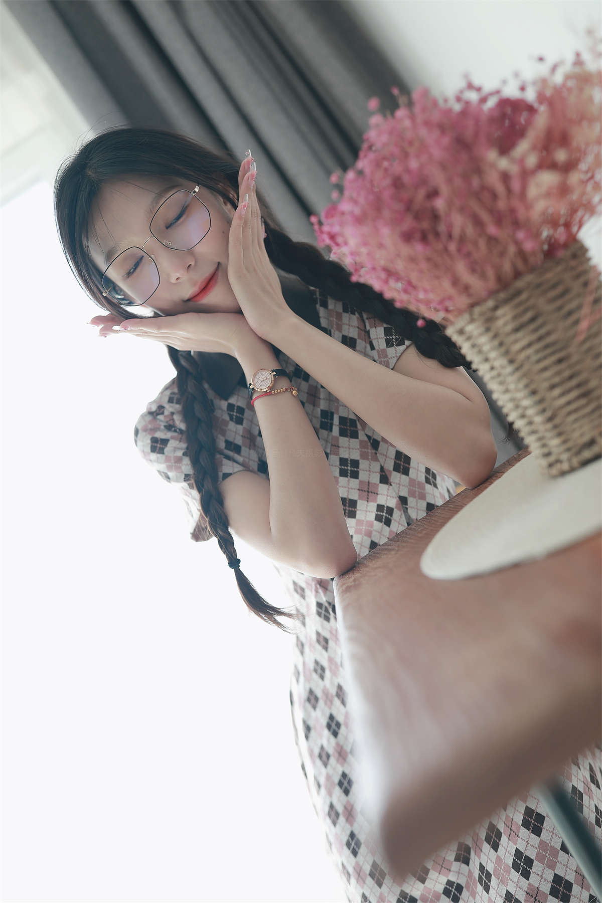 凡夫摄影 NO.007 夏妹 板鞋白棉袜-日更街拍
