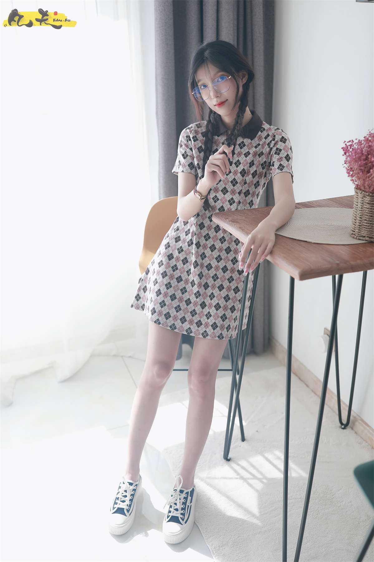 图片[2]-凡夫摄影 NO.007 夏妹 板鞋白棉袜-日更街拍