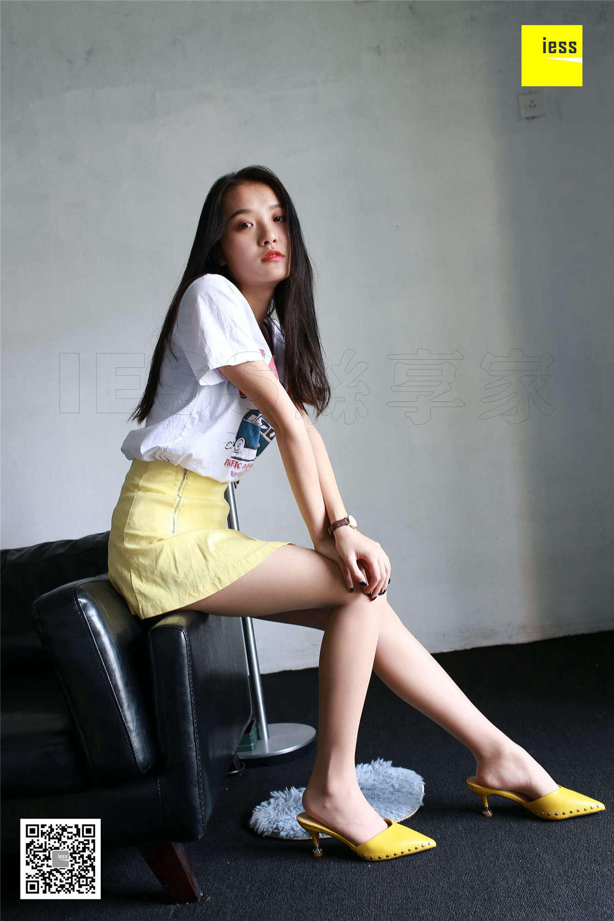 图片[2]-IESS异思趣向 丝享家209期：报告！是果冻先动的手婉萍-日更街拍