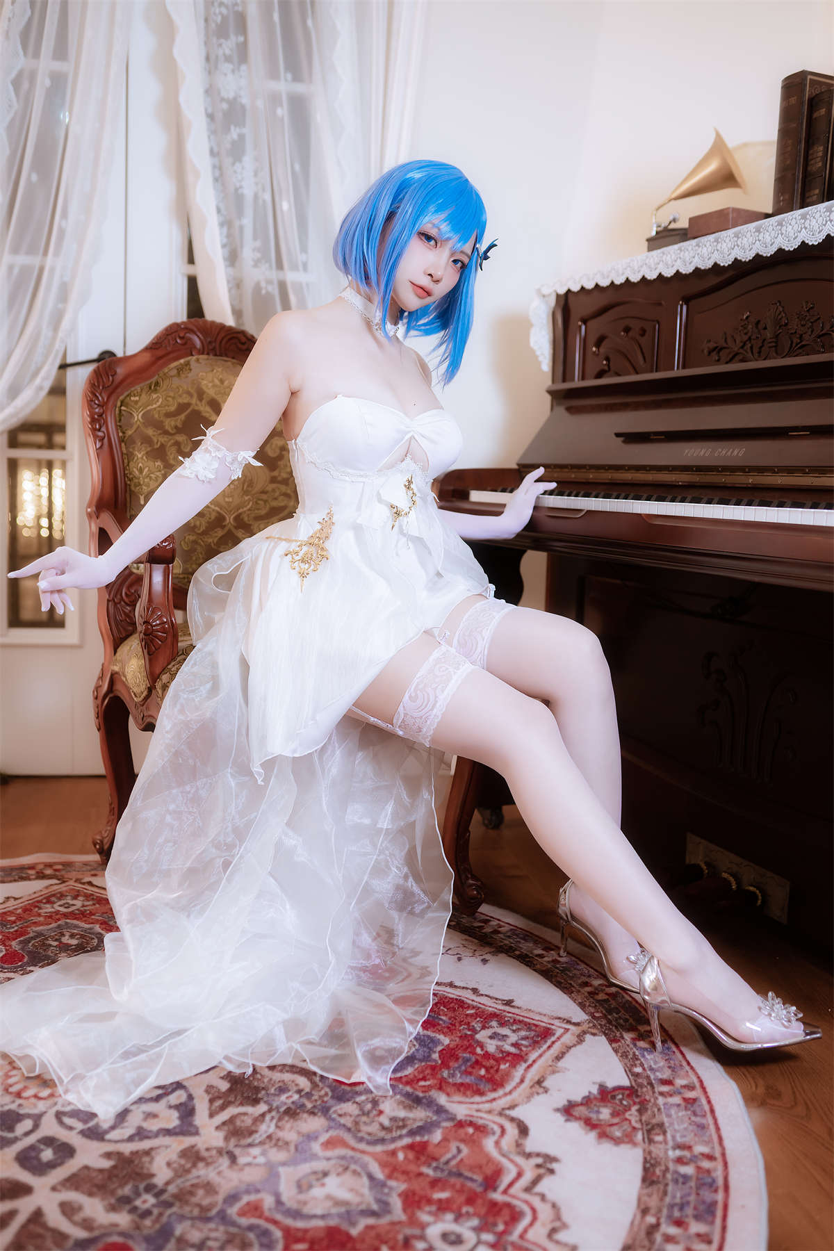 高产型Coser-二佐Nisa 恰巴耶夫礼服-日更街拍