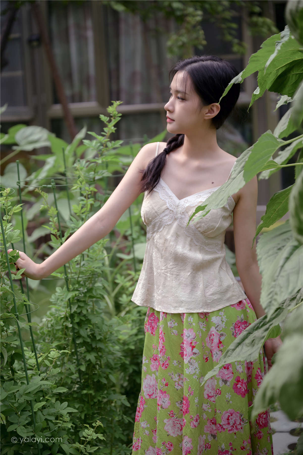 图片[2]-YALAYI雅拉伊 NO.682 方岚 孤芳不自赏-日更街拍