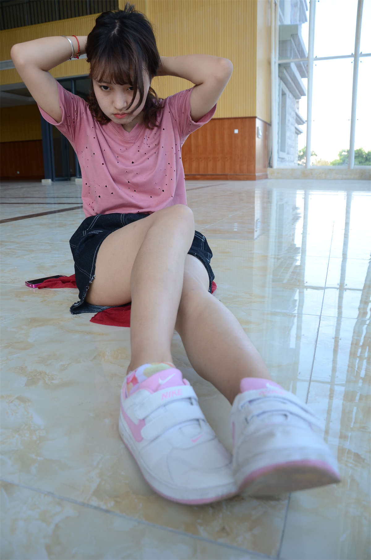 图片[2]-[战前女神] 美腿棉袜女神级摄影套图 130-日更街拍