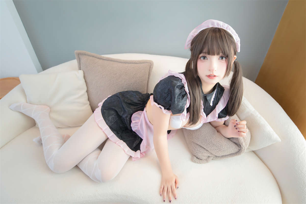 神楽板真冬 – 女仆雪糕-日更街拍