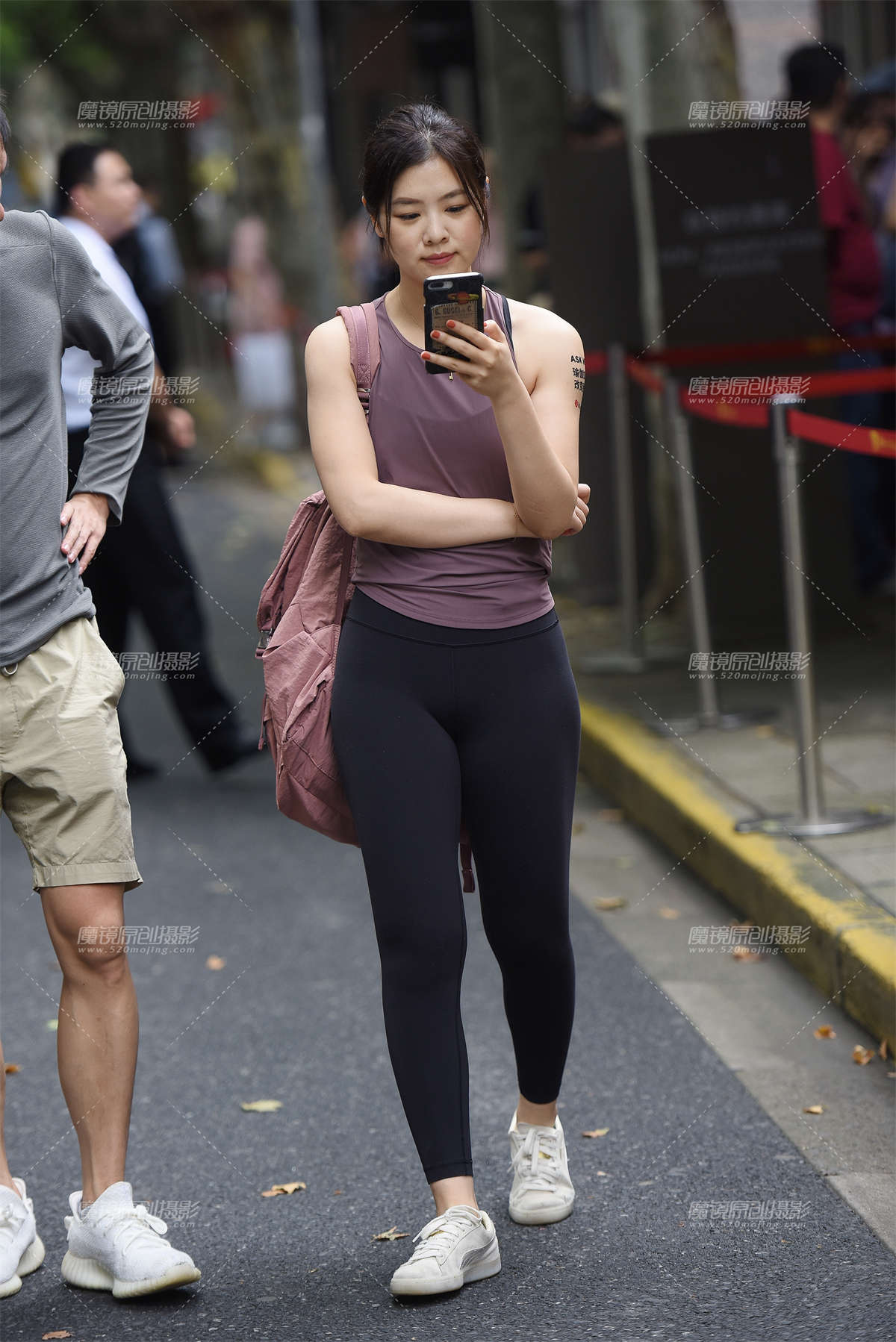 【咔喳赛帖】迎面-日更街拍