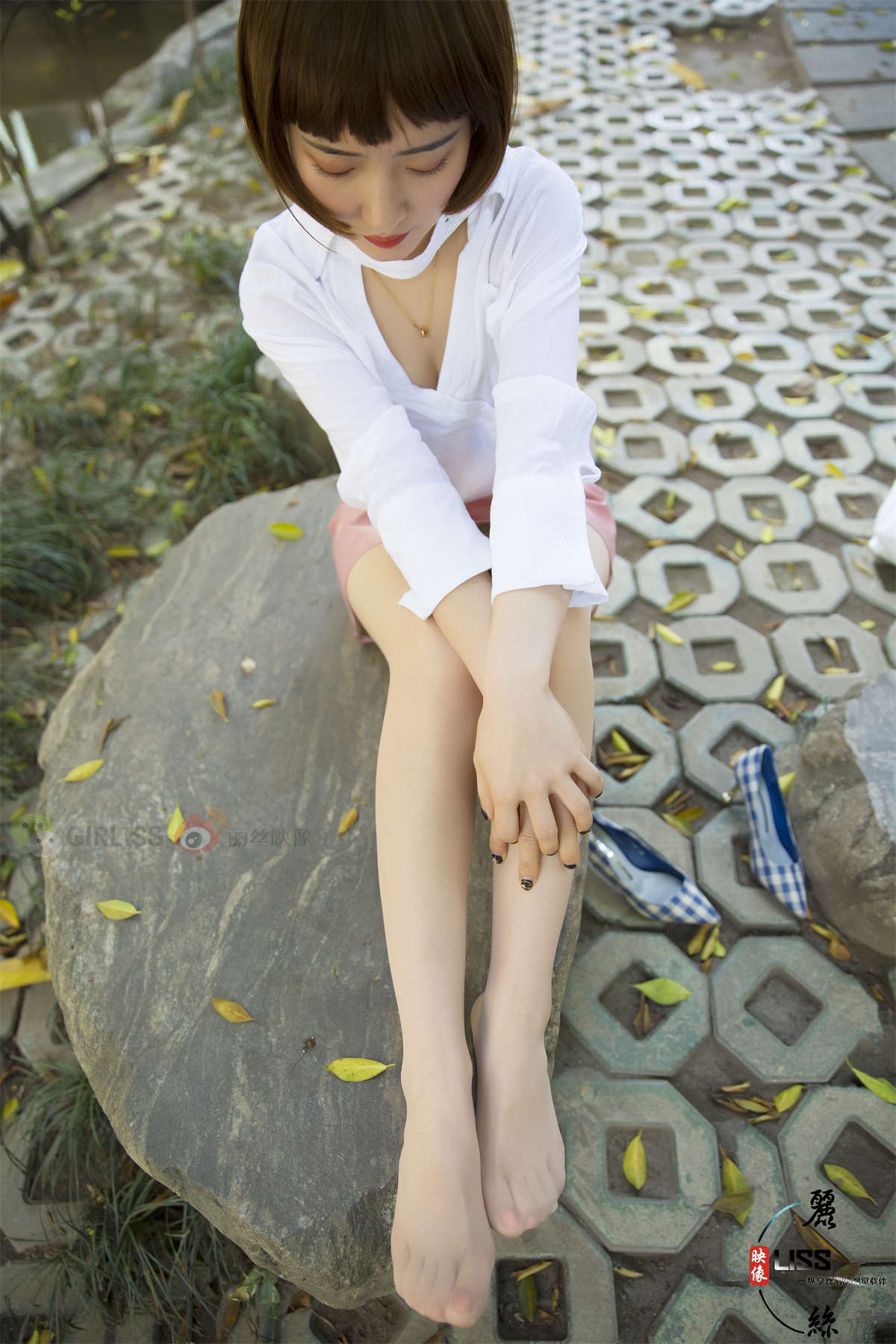图片[2]-LISS丽丝映像 NO.021 丸子 超短粉系-日更街拍