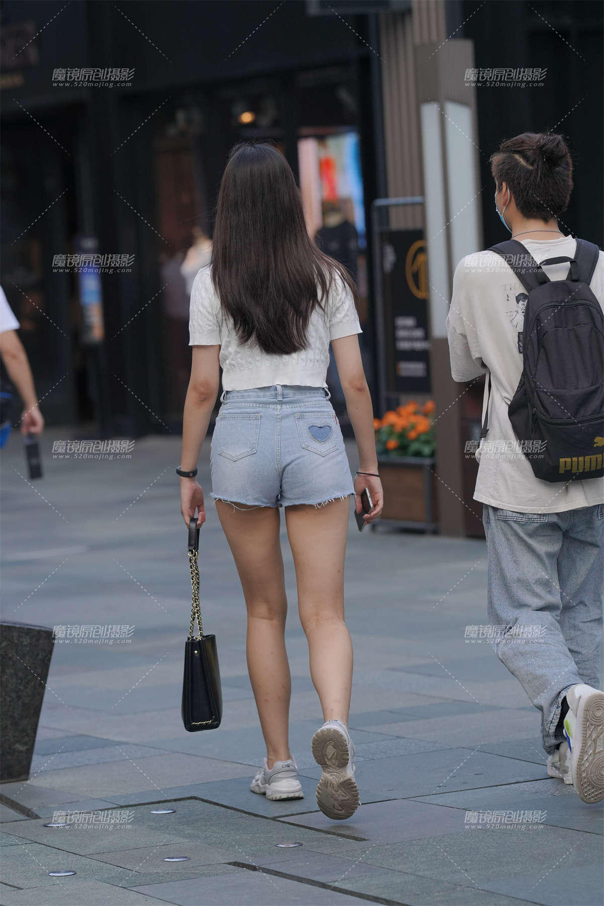 图片[2]-热裤长腿-日更街拍