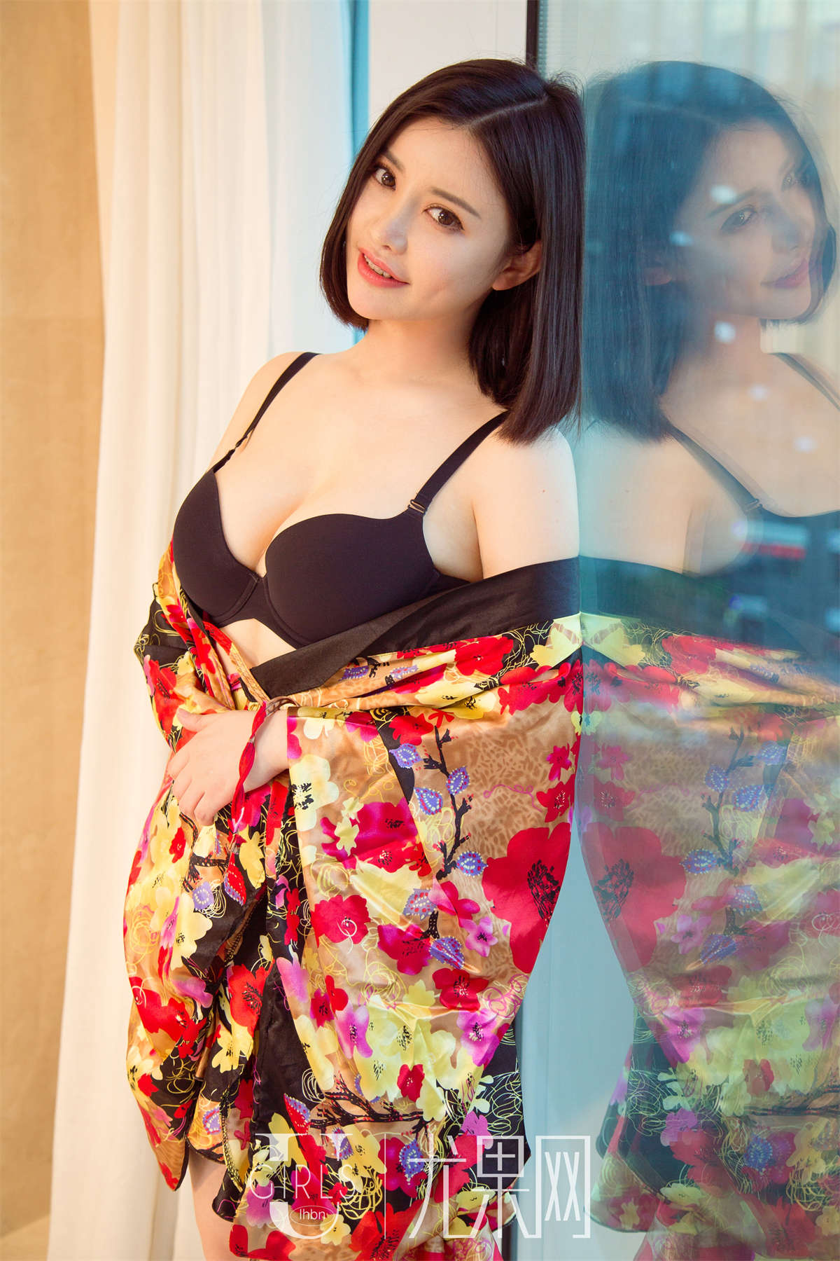 [Ugirls尤果网] U276 夏雨桐-日更街拍