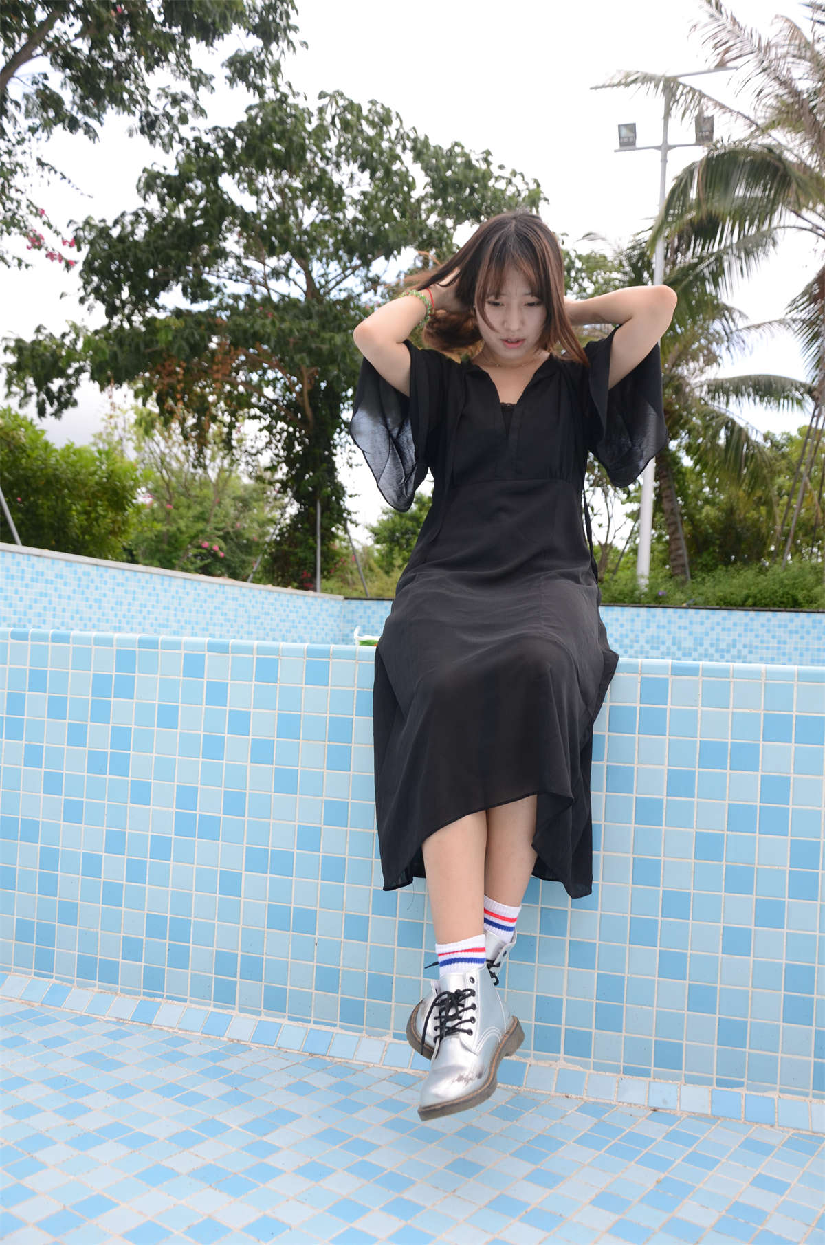 图片[2]-[战前女神] 美腿棉袜女神级摄影套图 131-日更街拍