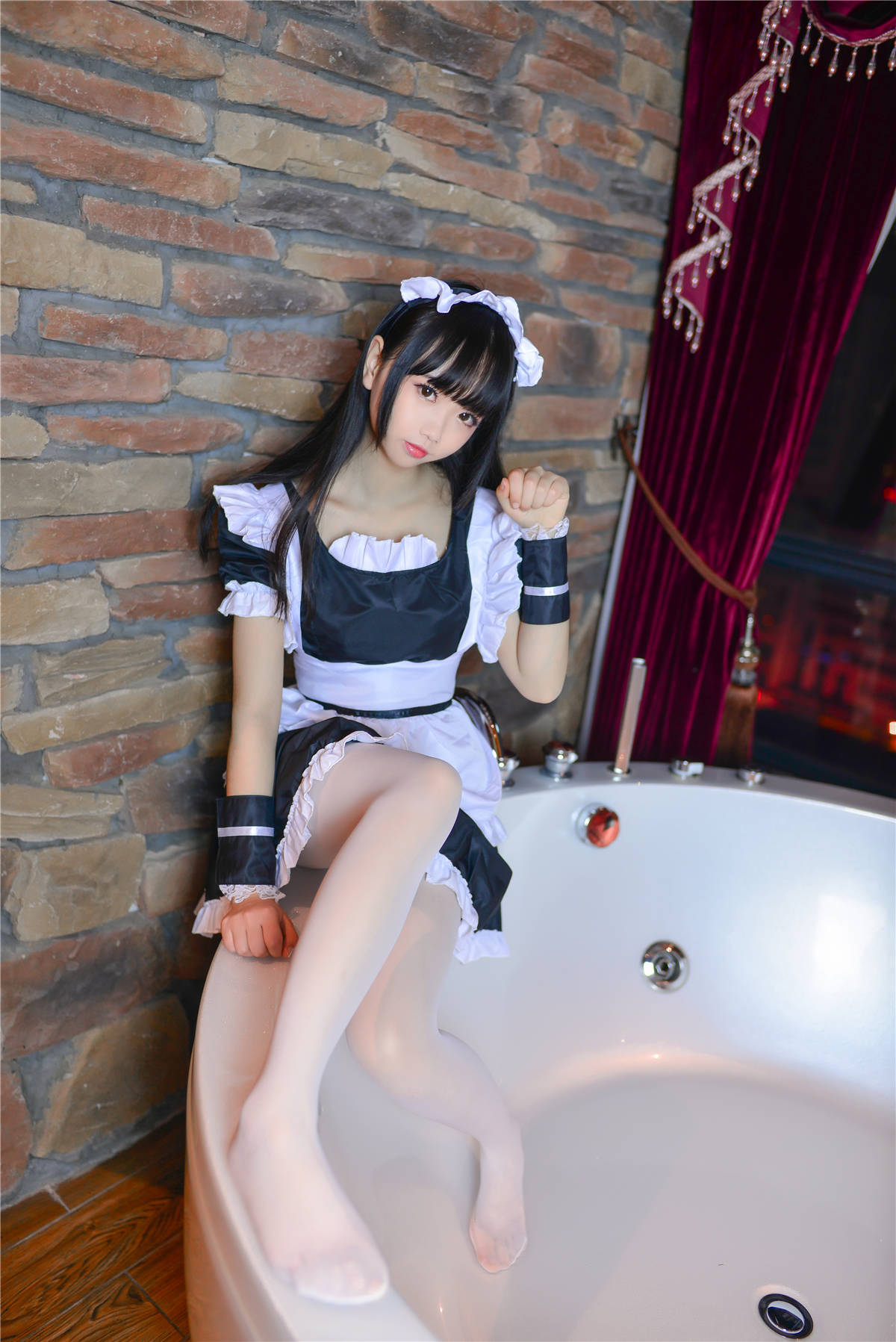 图片[2]-知名Coser-雪琪SAMA No.12 女仆-日更街拍