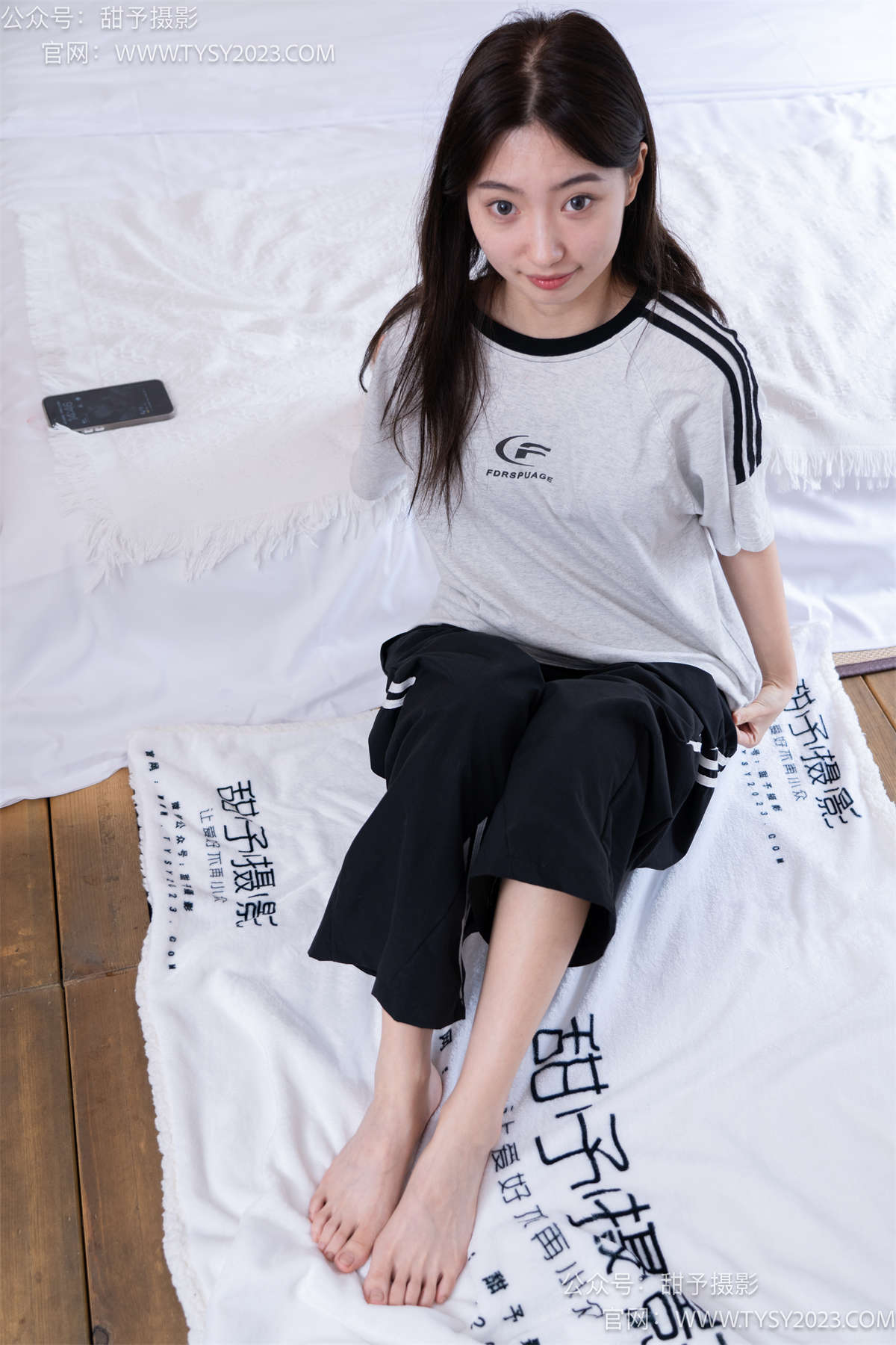 图片[2]-甜予摄影045期：雪梨-帆布鞋、白棉袜、裸足 完整版-日更街拍