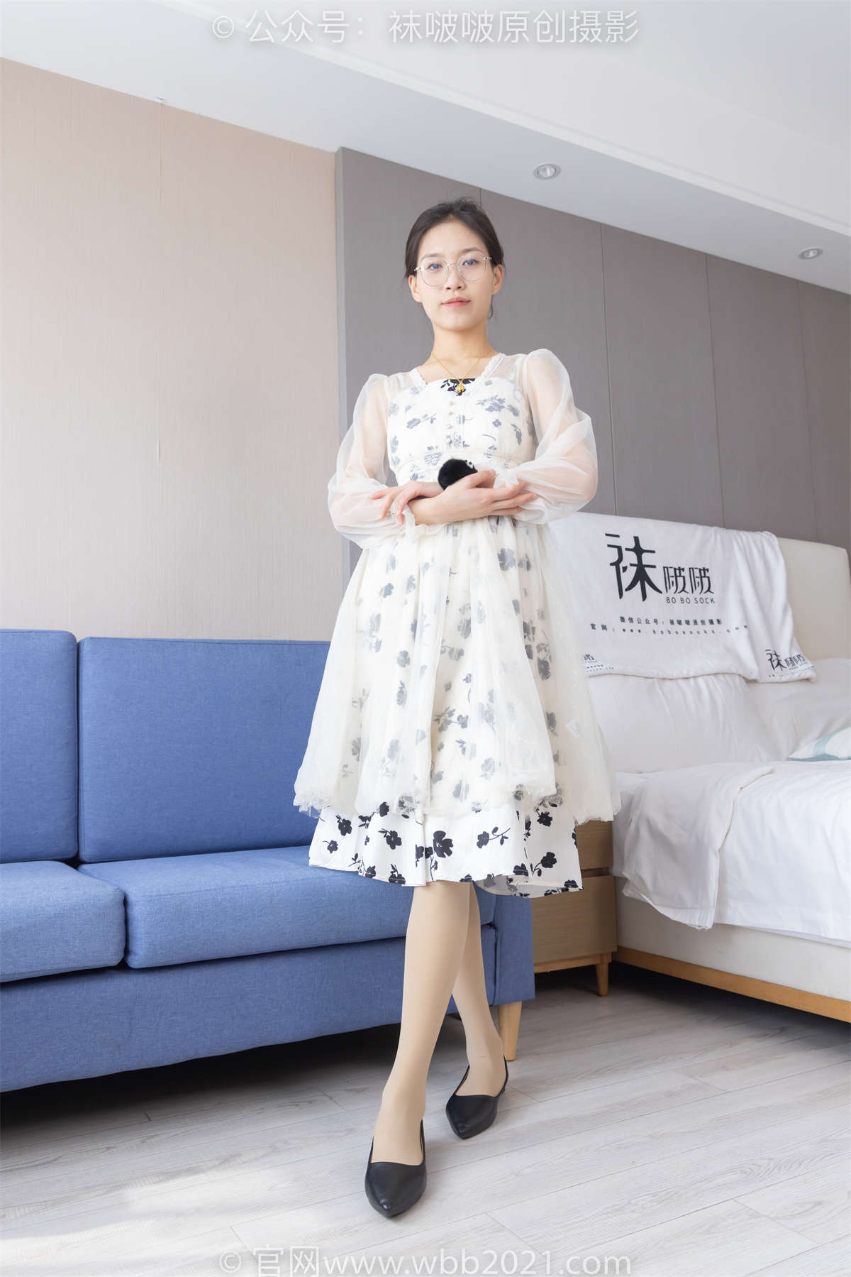 图片[2]-袜啵啵 No.388 芝士-两双平底鞋、厚肉丝、肉丝（脚尖加固款）花絮版-日更街拍