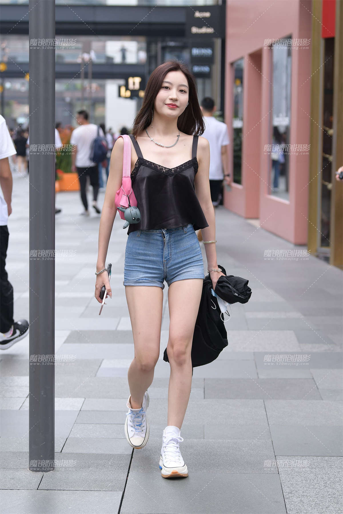 清凉的源源-日更街拍