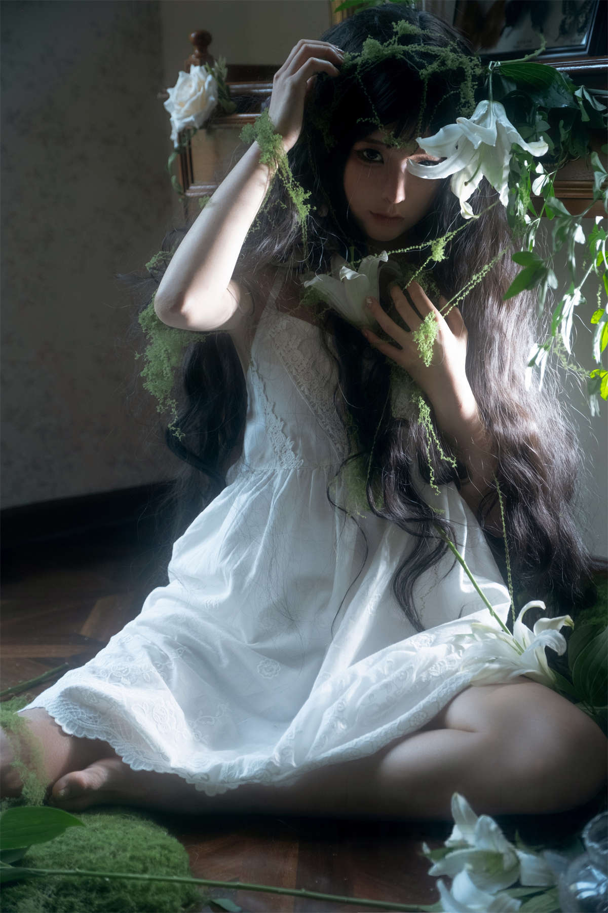 图片[2]-知名动漫博主-蠢沫沫 白吊带-日更街拍