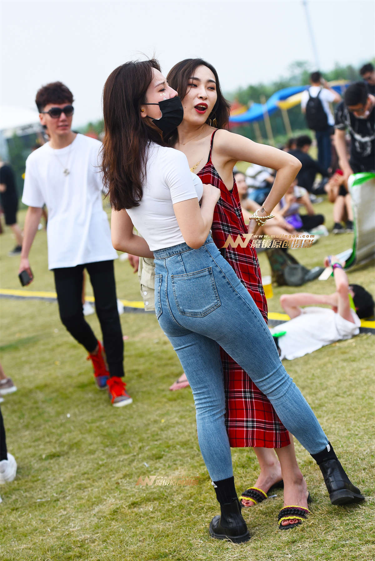 图片[2]-【咔喳赛贴】牛仔曲线-日更街拍