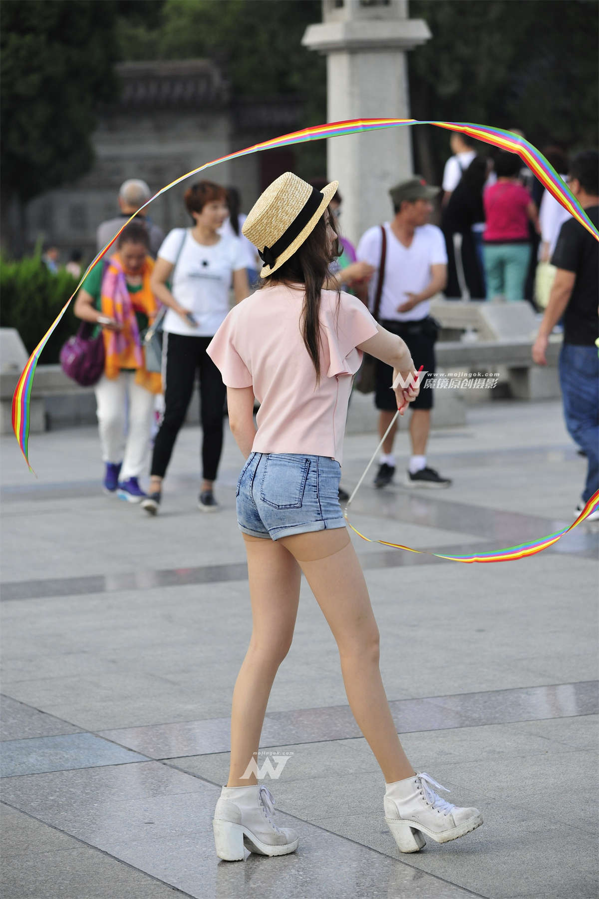 图片[2]-第六届当头第一帖：魔鬼身材小短裤-日更街拍