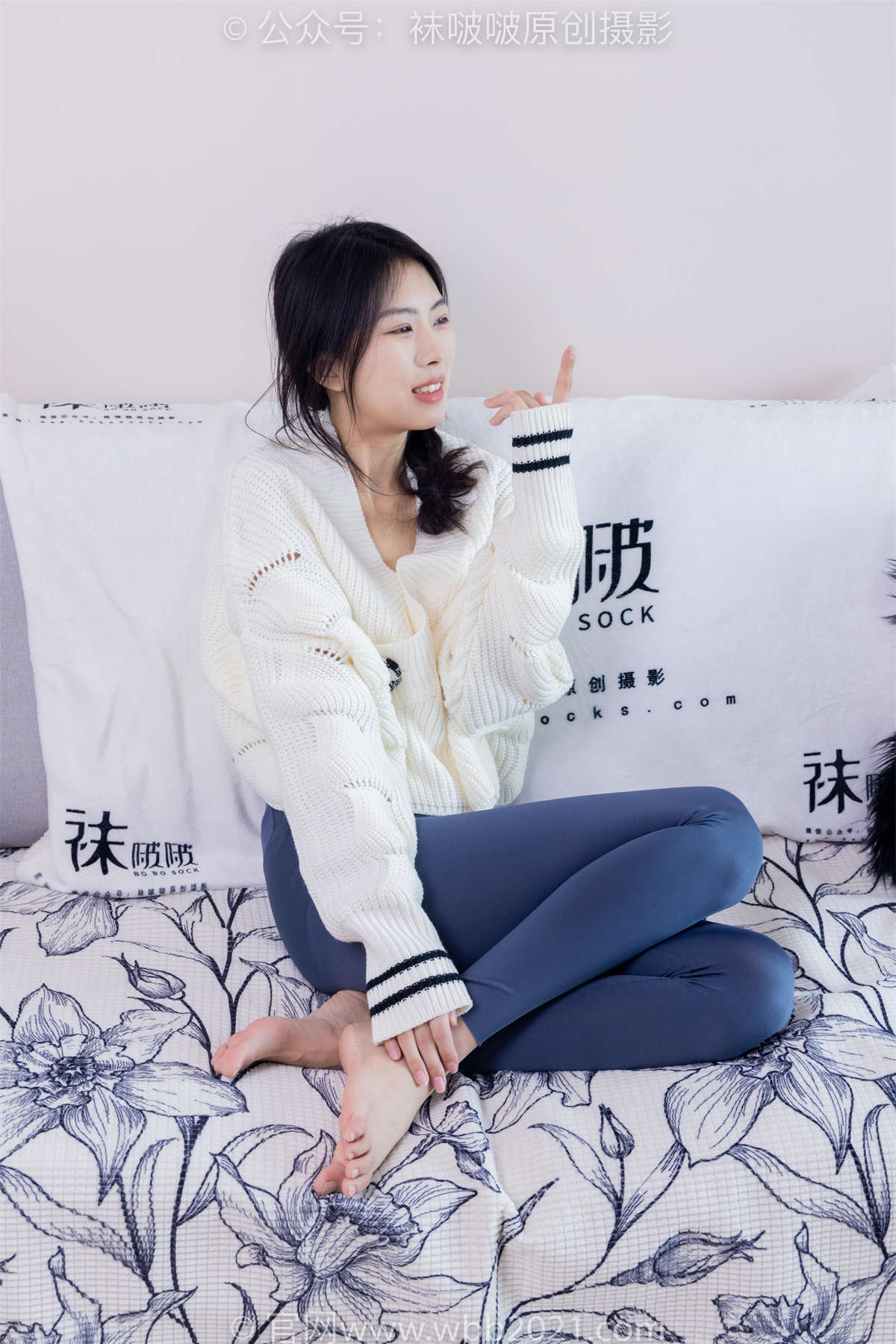 图片[2]-袜啵啵 No.389 奶油-长靴、高跟凉鞋、黑丝（脚尖加固款）、瑜伽裤裤里丝、裸足 超长花絮版-日更街拍