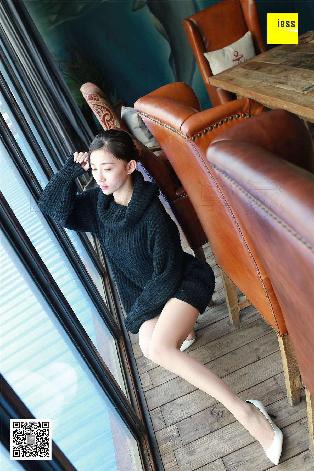 图片[2]-IESS异思趣向 丝享家165期：黑色毛衣与肉丝秋秋-日更街拍