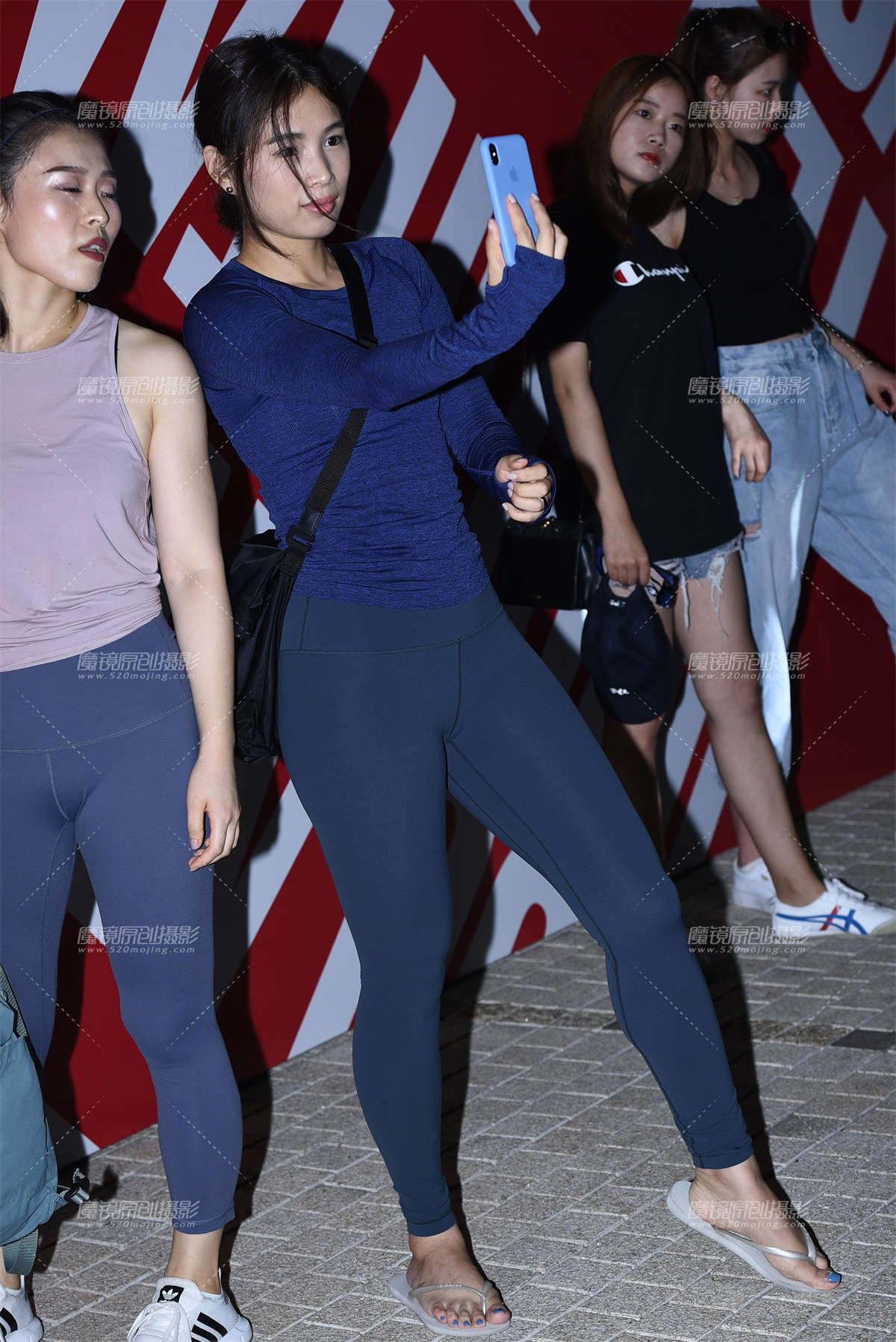 边拍边跳-日更街拍