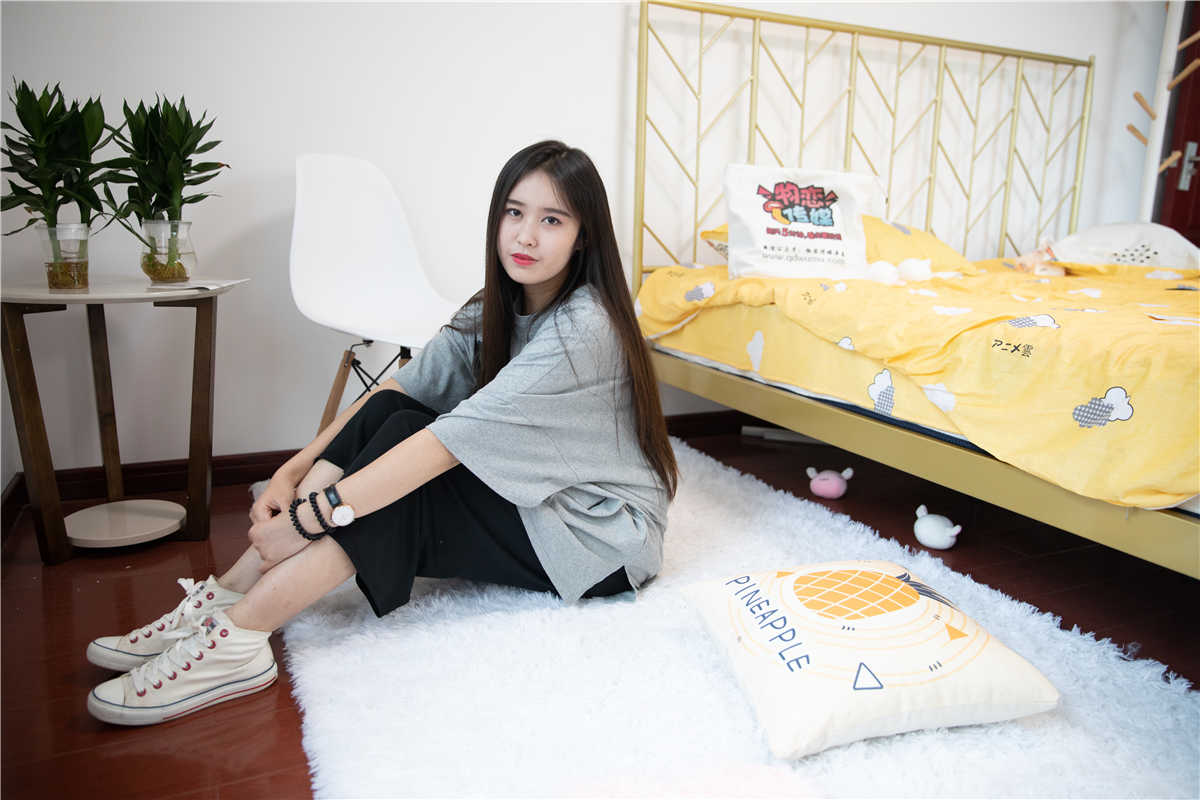 物恋传媒467期：菲菲-发如雪-日更街拍