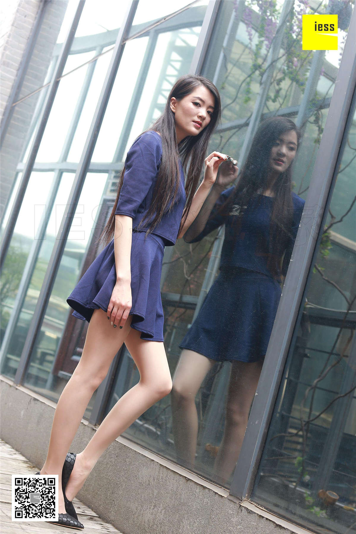 IESS异思趣向 丝享家214期：御姐双玩花弄枝双双-日更街拍