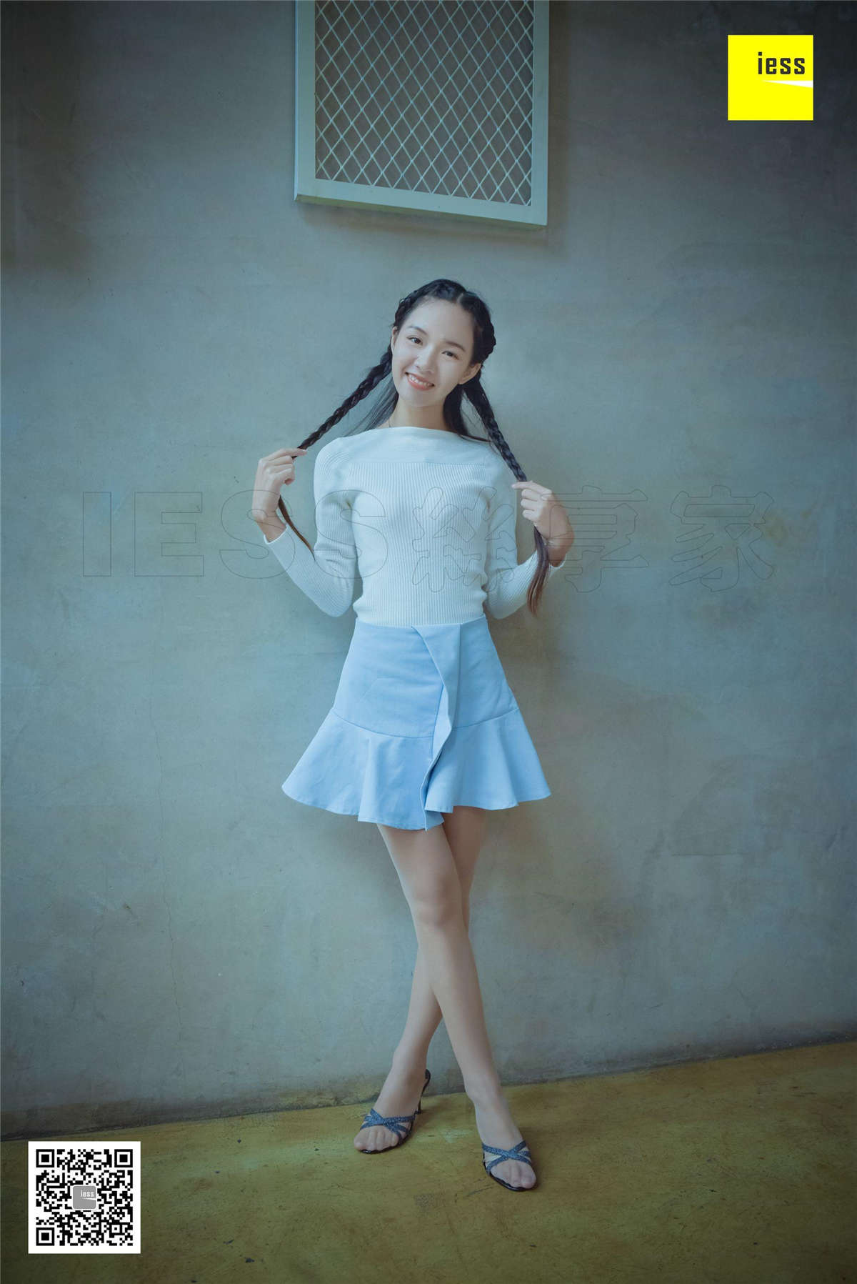 IESS异思趣向 丝享家166期：风情万种肉丝凉拖木木-日更街拍