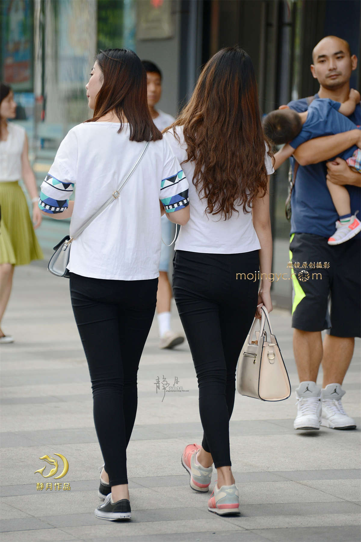 图片[2]-白衣黑裤小妹妹-（14P）-日更街拍