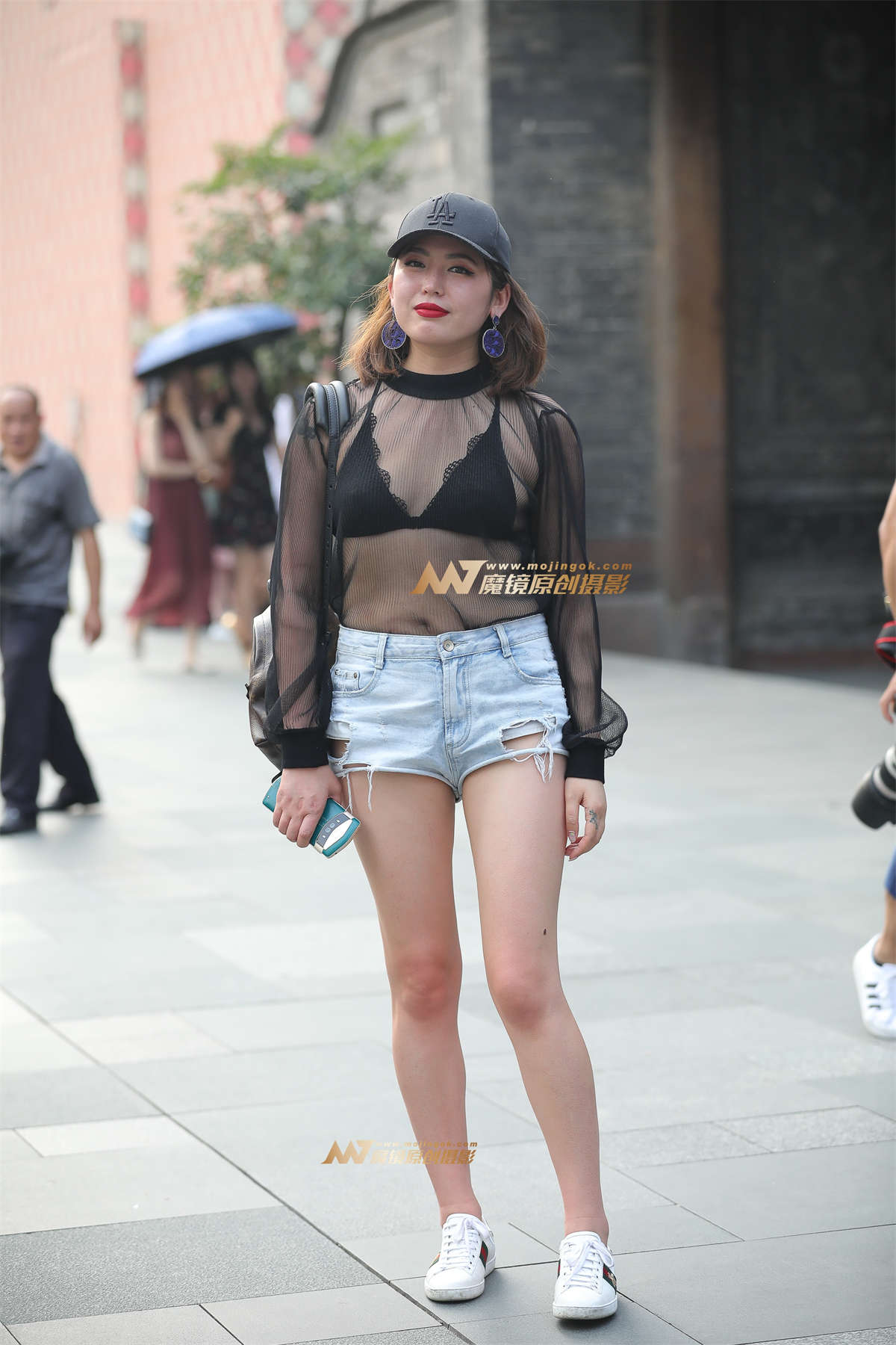 【凯恩赛帖】性感吸睛的上衣-日更街拍