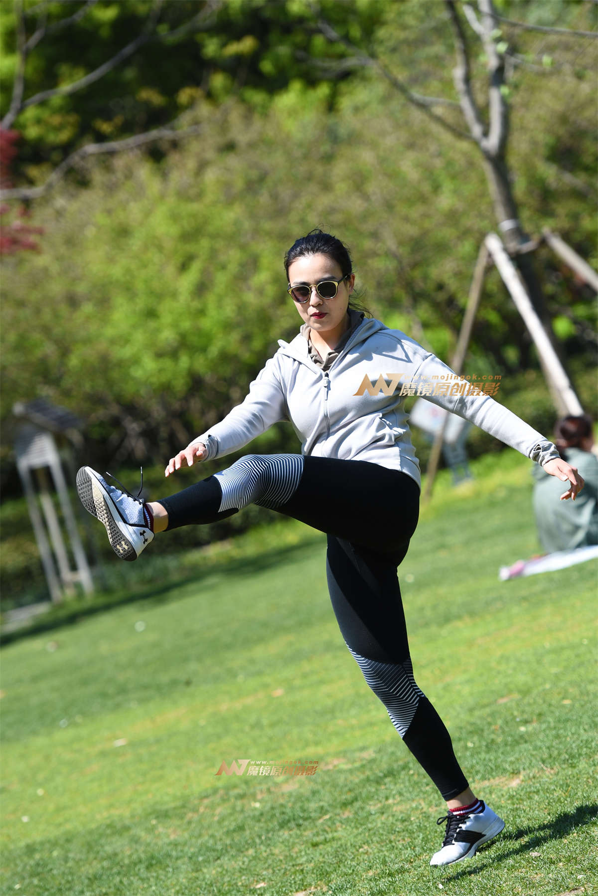 【咔喳赛贴】跑跳练习-日更街拍