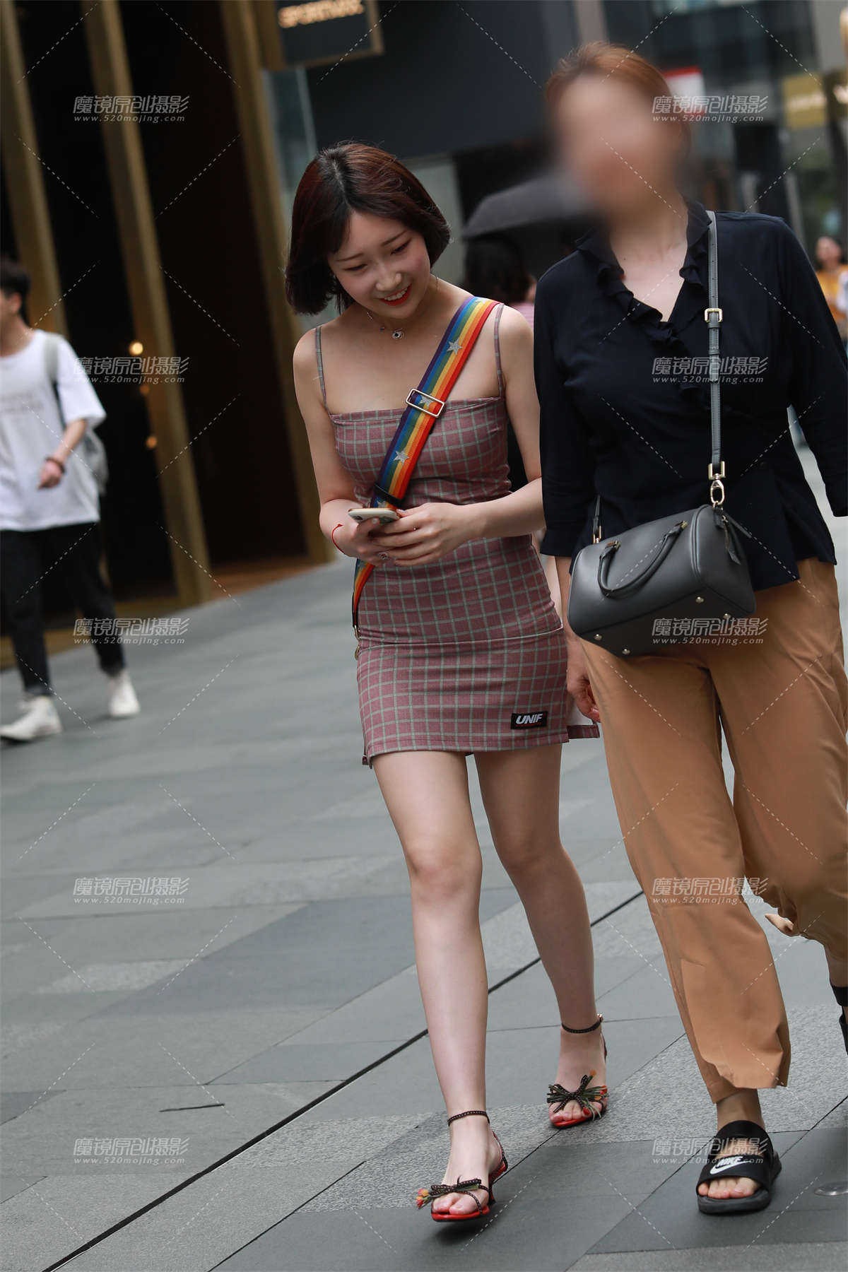 邻家小妹-日更街拍