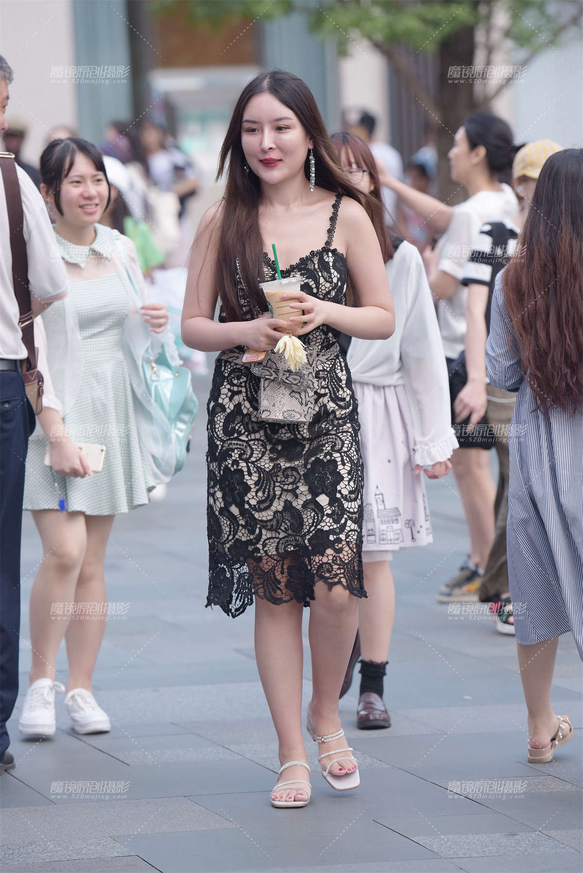 【慕容笙赛贴】包臀裙的美女-日更街拍