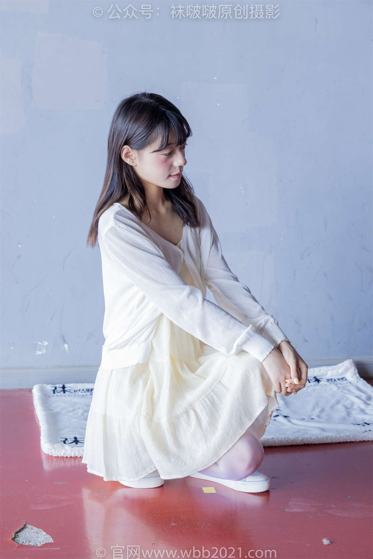 袜啵啵 No.395 糯米-板鞋、白丝（脚尖加固款）花絮版-日更街拍