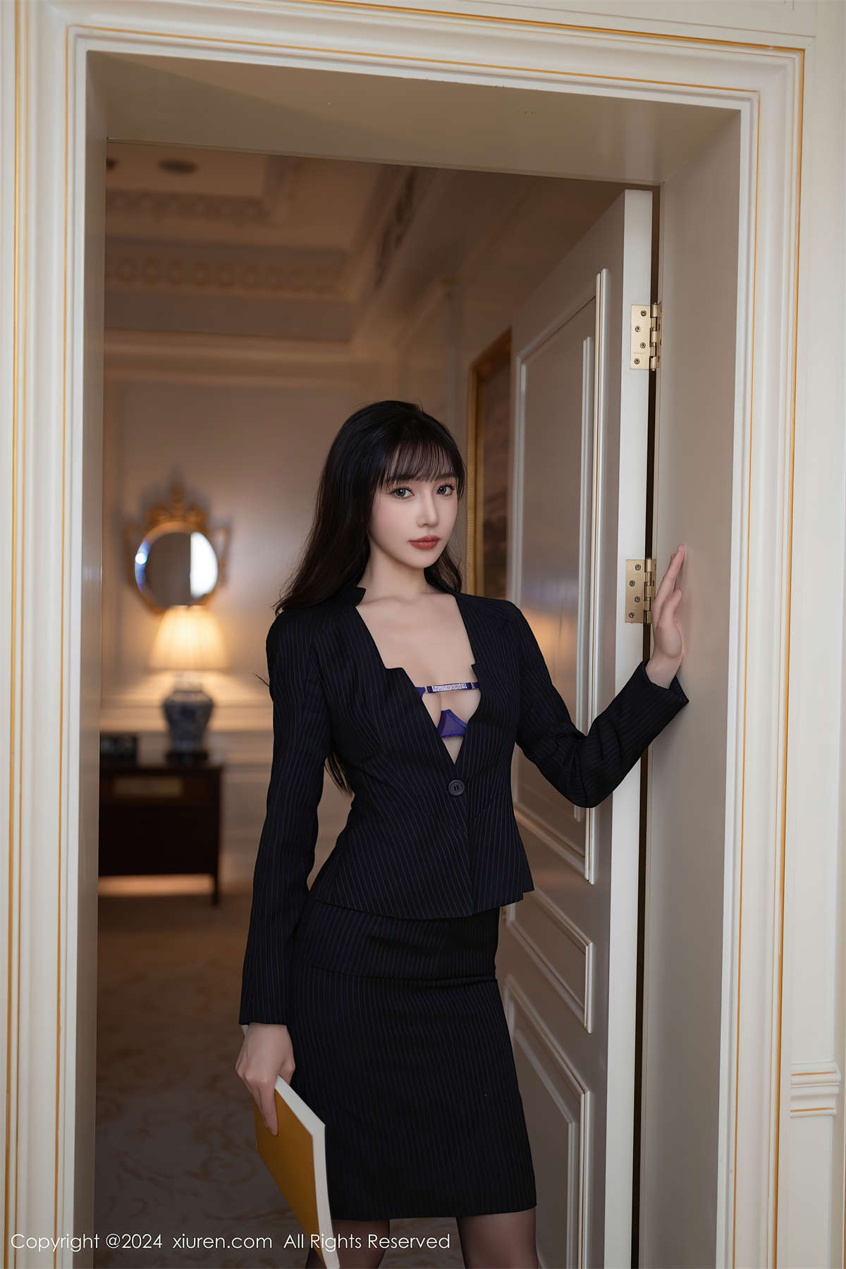 图片[2]-Xiuren秀人网 2024.12.31 NO.9692 安然anran-日更街拍